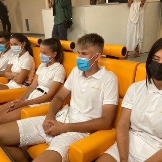 Imperia, l’imprenditrice Diana Bracco dona alla città la barca ‘Beatrice’: “Sarà  l’ambasciatrice italiana delle Vele d’Epoca” (foto e video)