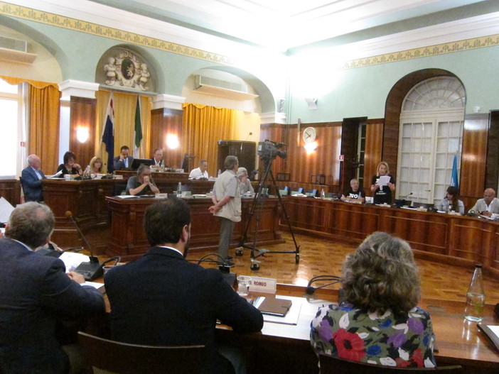 Sanremo: una operatrice socio-sanitaria ci scrive per ringraziare l'Amministrazione Comunale Sanremo: una operatrice socio-sanitaria ci scrive per ringraziare l'Amministrazione Comunale