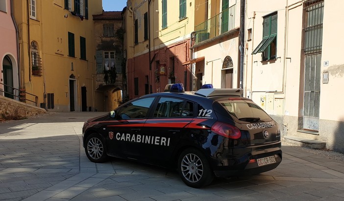 Truffe agli anziani nell'Imperiese, i carabinieri lanciano l'allarme Truffe agli anziani nell'Imperiese, i carabinieri lanciano l'allarme