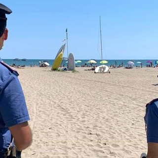 Imperia, controlli a tappeto negli stabilimenti balneari: Carabinieri scoprono irregolarità igieniche e due lavoratori in nero. Elevate sanzioni per 10 mila euro