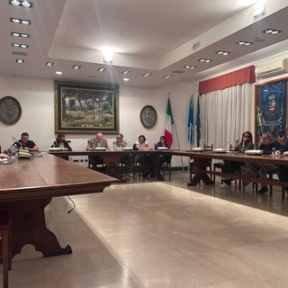 Ospedaletti, via libera alla vendita dell'eredità Gazzano per 230mila euro. Scontro sui documenti, Cimiotti: "Il ricavato agli anziani" Ospedaletti, via libera alla vendita dell'eredità Gazzano per 230mila euro. Scontro sui documenti, Cimiotti: "Il ricavato agli anziani"