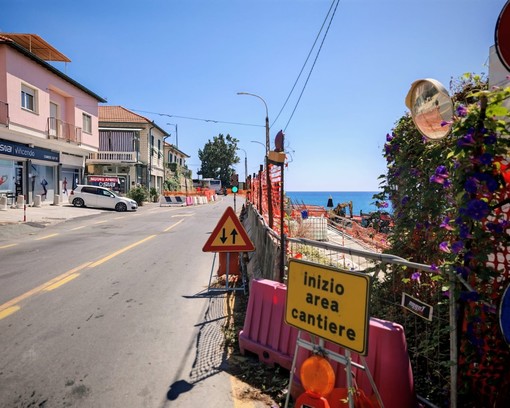 Sanremo, i lavori Anas alla Vesca si allungano di 7 mesi: costi alle stelle, il Comune accelera sul piano Pnrr da 3,8 milioni Sanremo, i lavori Anas alla Vesca si allungano di 7 mesi: costi alle stelle, il Comune accelera sul piano Pnrr da 3,8 milioni