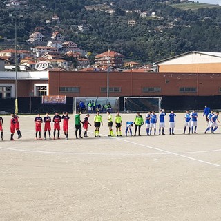 Calcio, Promozione. Camporosso, brusco stop interno: il Ceriale passa di forza