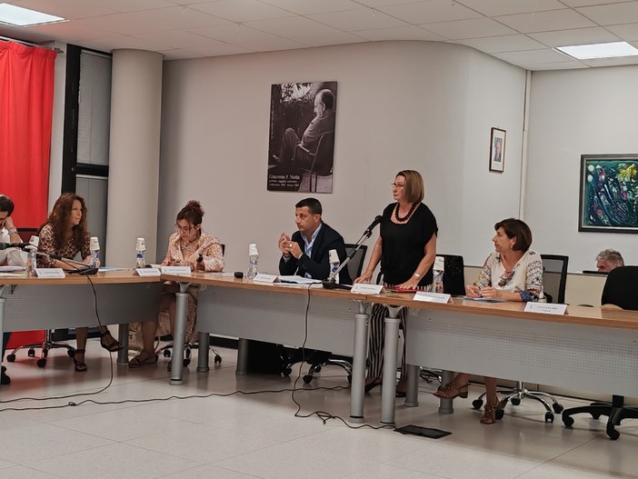 Vallecrosia, delibera di Giunta sul personale: in consiglio comunale sbarca l'interpellanza della minoranza Vallecrosia, delibera di Giunta sul personale: in consiglio comunale sbarca l'interpellanza della minoranza