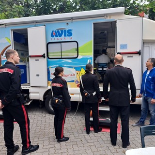 Carabinieri imperiesi e Avis di nuovo insieme per la solidarietà (foto)