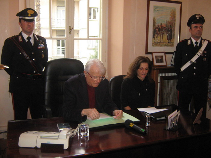 Imperia: indagine per millantato credito: Caselli precisa alla Rai "Nessun coinvolgimento del tribunale di sorveglianza" Imperia: indagine per millantato credito: Caselli precisa alla Rai "Nessun coinvolgimento del tribunale di sorveglianza"