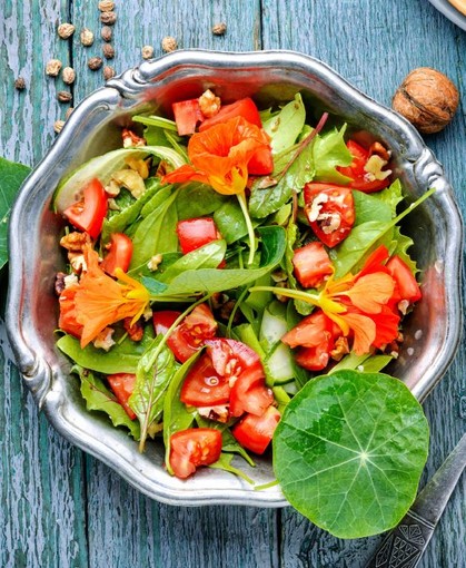 A Sanremo l’evento di chiusura del Progetto Interreg-Alcotra dedicato ai fiori eduli ed alle erbe aromatiche A Sanremo l’evento di chiusura del Progetto Interreg-Alcotra dedicato ai fiori eduli ed alle erbe aromatiche