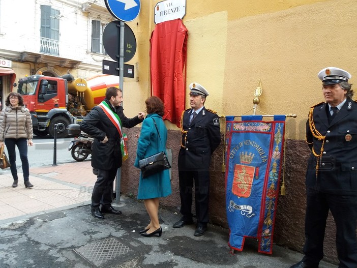 Ventimiglia: via Firenze donata al Comune, cerimonia di intitolazione al Commendatore Cesare Biamonti (Video)