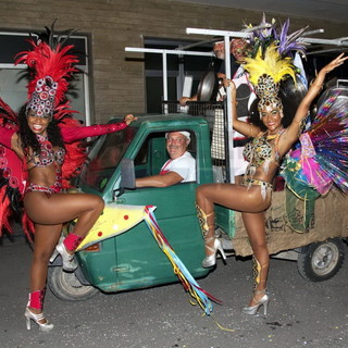 Vellecrosia: successo per il Carnavale Estivo di ieri sera. Le foto di Franco Magnetto