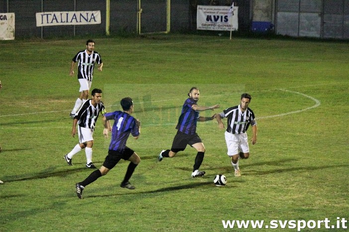 Calcio, Coppa Italia di Eccellenza: ecco i quattro gironi, ponentine nei gruppi A e B Calcio, Coppa Italia di Eccellenza: ecco i quattro gironi, ponentine nei gruppi A e B