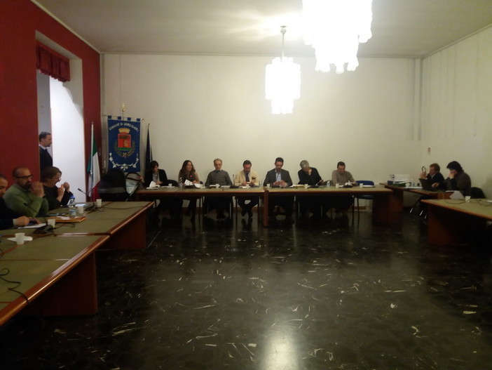 Bordighera: restyling del PalaParco e DUP al centro del primo Consiglio Comunale in streaming Bordighera: restyling del PalaParco e DUP al centro del primo Consiglio Comunale in streaming