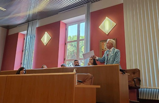 Ventimiglia, maggiore controllo sulle Rsa: passa all'unanimità la mozione di Scullino Ventimiglia, maggiore controllo sulle Rsa: passa all'unanimità la mozione di Scullino