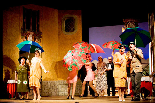 Diano Marina: con l’Operetta e il tributo a Vasco Rossi, gran finale per Emd Festival e Diano Cover Diano Marina: con l’Operetta e il tributo a Vasco Rossi, gran finale per Emd Festival e Diano Cover