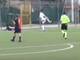 Il momento in cui Alfonso Rea, attaccante del Ventimiglia, mette fuori il pallone con Quispe a terra