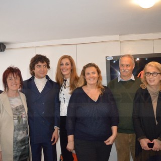 Sanremo: proseguono le riprese del film francese 'Dalida', tra i protagonisti Riccardo Scamarcio “Molto bello poter girare qui” (Foto e Video) Sanremo: proseguono le riprese del film francese 'Dalida', tra i protagonisti Riccardo Scamarcio “Molto bello poter girare qui” (Foto e Video)