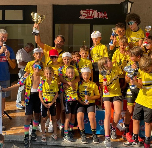 Piccole Canaglie inarrestabili: la Contraband Cycling Team brilla al 44° Gran Premio VC Esperia Piasco