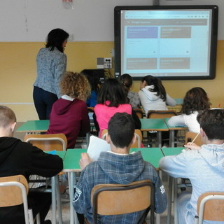 Sanremo: la 'classe virtuale', una nuova esperienza didattica nella scuola media di Coldirodi Sanremo: la 'classe virtuale', una nuova esperienza didattica nella scuola media di Coldirodi