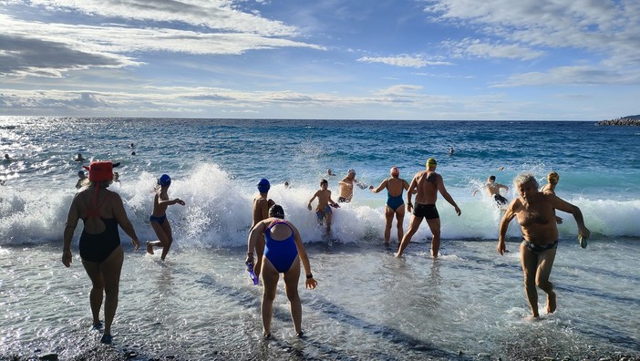 Ospedaletti inaugura il 2026 con la Festa della Rosa e il tradizionale Cimento Invernale Ospedaletti inaugura il 2026 con la Festa della Rosa e il tradizionale Cimento Invernale