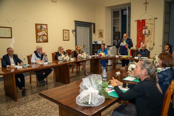 A Riva Ligure il primo consiglio comunale, Giuffra festeggia il terzo mandato