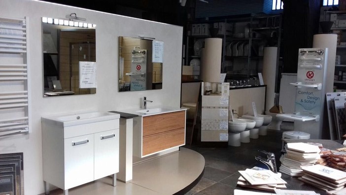 Il Centro Edile Imperiese presenta nuovi locali dove tutto fa casa Il Centro Edile Imperiese presenta nuovi locali dove tutto fa casa