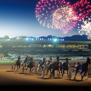 Gastronomia e Miss della Riviera all'ippodromo di  Cagnes sur Mer, domenica 8 febbraio per il Campionato Ippico del Mediterraneo