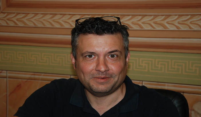 Diano Marina: dopo aver difeso Scajola sulla bandiera francese Luigi Basso attacca il governo e annuncia "Mai in una Lega Salvini premier"