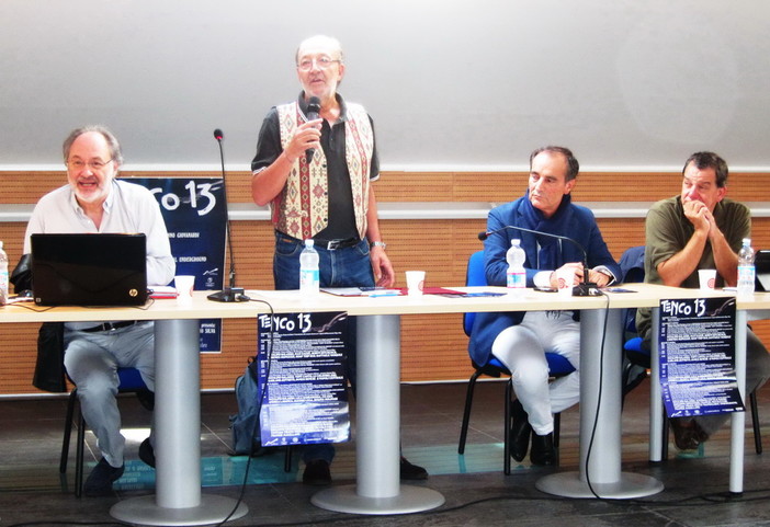 Sanremo: le Targhe Tenco saranno consegnate a Bari l'8 dicembre. Appino, Cesare Basile, Niccolò Fabi e Mauro Giovanardi i vincitori