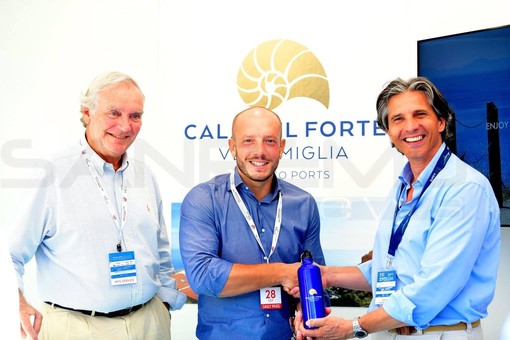 Ventimiglia: il Sindaco Ioculano al Monaco Yacht Show per promuovere il porto di Cala del Forte Ventimiglia: il Sindaco Ioculano al Monaco Yacht Show per promuovere il porto di Cala del Forte