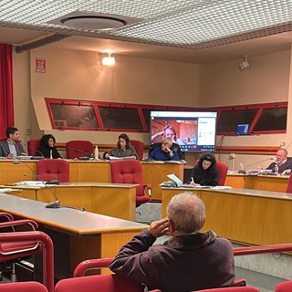 Taggia, nuovo consiglio comunale in seduta straordinaria: in discussione il futuro dell’alberghiero Ruffini e la TARI 2025