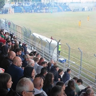 Le emozioni del derby tra Imperia e Sanremese raccontate nelle interviste ai tifosi (video) Le emozioni del derby tra Imperia e Sanremese raccontate nelle interviste ai tifosi (video)