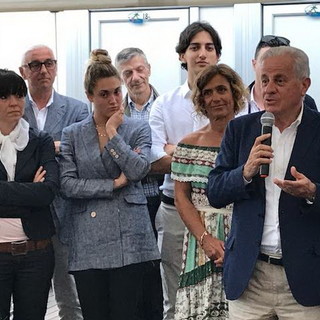 Imperia: il candidato Sindaco Claudio Scajola incontra volontari, candidati e amici a Borgo Marina