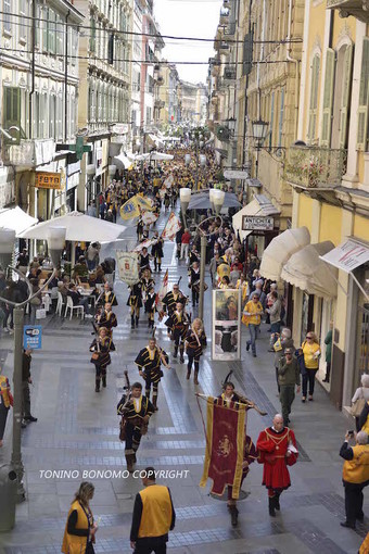 Sanremo: grande festa oggi pomeriggio per la sfilata dei Lions, le foto scattate da Tonino Bonomo