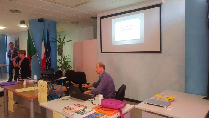 Vallecrosia: ‘Autismo a che punto siamo?’, grande partecipazione al corso organizzato dall’Assessorato ai Servizi Sociali Vallecrosia: ‘Autismo a che punto siamo?’, grande partecipazione al corso organizzato dall’Assessorato ai Servizi Sociali