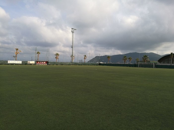 Calcio dilettantistico: le variazioni per le gare del fine settimana: anticipata Imperia - Pietra Ligure, il Legino giocherà al Levratto Calcio dilettantistico: le variazioni per le gare del fine settimana: anticipata Imperia - Pietra Ligure, il Legino giocherà al Levratto