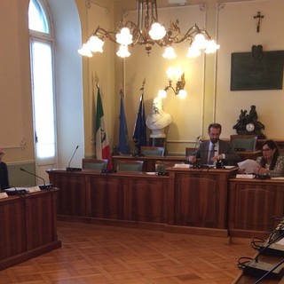Il Consiglio Provinciale approva all’unanimità: gestione della rete stradale, decisa la priorità degli interventi Il Consiglio Provinciale approva all’unanimità: gestione della rete stradale, decisa la priorità degli interventi