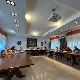 Caos in Consiglio a Ospedaletti sul caso CEM, Cimiotti: “Avete preso una cantonata”. Interpellanza non discussa, Taggiasco lascia l’aula: “Non è democrazia” Caos in Consiglio a Ospedaletti sul caso CEM, Cimiotti: “Avete preso una cantonata”. Interpellanza non discussa, Taggiasco lascia l’aula: “Non è democrazia”