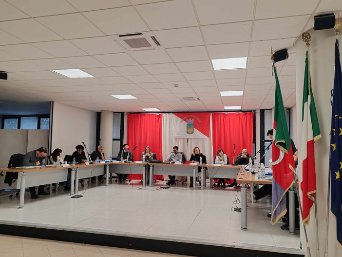 Riduzione del 25% per i cittadini in difficoltà: Vallecrosia approva all'unanimità la modifica sulla Tari