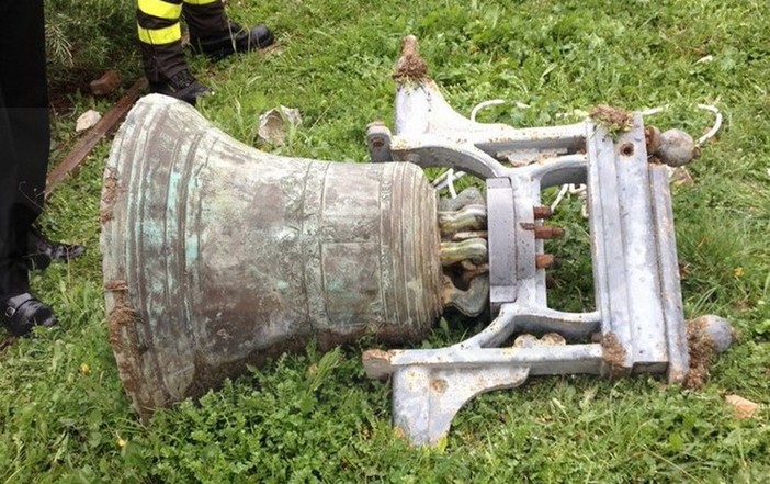 Costarainera: intervento da 54mila euro per riparare il campanile danneggiato nel temporale del febbraio scorso