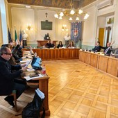 Il PD Imperia sostiene Cascino: avanzi di bilancio per scuole e strade, “servono investimenti strutturali” ora! Il PD Imperia sostiene Cascino: avanzi di bilancio per scuole e strade, “servono investimenti strutturali” ora!