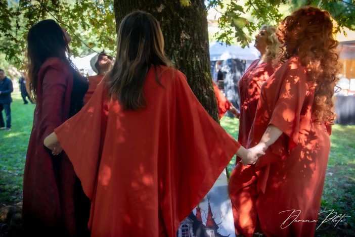 Foto di Daruma Photo