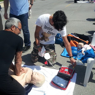 Furto defibrillatori a Sanremo: 'Nuovo Ritmo nel Cuore' chiede la lettura di un testo in Consiglio Furto defibrillatori a Sanremo: 'Nuovo Ritmo nel Cuore' chiede la lettura di un testo in Consiglio