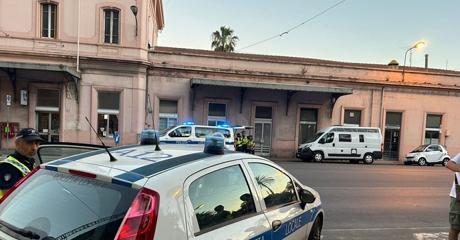 Sanremo, stretta sui monopattini: sessanta violazioni e quattro sequestri, dal 16 luglio scatta l'obbligo di assicurazione Sanremo, stretta sui monopattini: sessanta violazioni e quattro sequestri, dal 16 luglio scatta l'obbligo di assicurazione