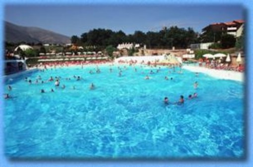 Al 'Parko' acquatico de 'Le Caravelle' si prolunga la stagione e si entra due volte!
