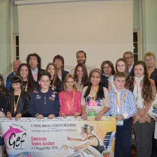 Sanremo Junior e Gef: città invasa da migliaia di giovani per le fasi finali del Global Education Festival e del concorso canoro internazionale