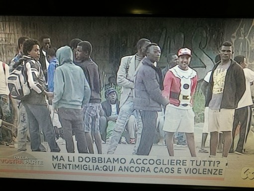 Ventimiglia, questione migranti: alcuni cittadini del quartiere Gianchette in diretta su Rete 4 a 'Dalla vostra parte'