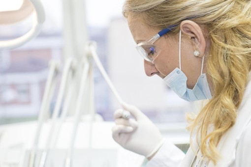 Dentista e prevenzione: come proteggere il sorriso in ogni fase della vita
