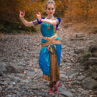 Sanremo: venerdì prossimo appuntamento con la danza ed il teatro indiano Sanremo: venerdì prossimo appuntamento con la danza ed il teatro indiano