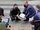 L'assessore Faraldi insieme a Diodato in via Matteotti per ricordare la sua vittoria allo scorso Festival