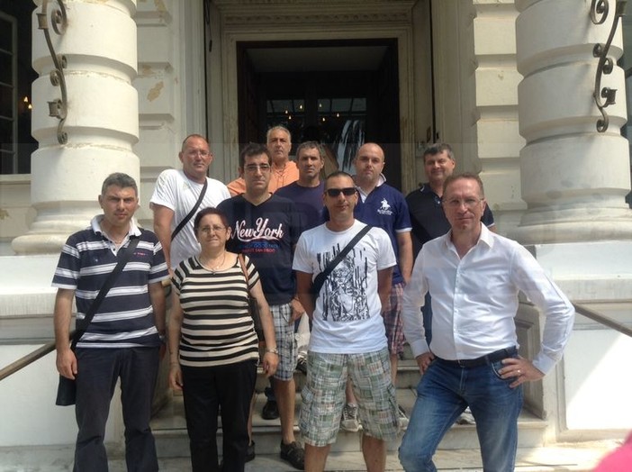 Sanremo: nuovo incontro tra i dipendenti Aimeri, il Sindaco e i vertici di Amaie Energia. Ancora nessuna garanzia sui contratti Sanremo: nuovo incontro tra i dipendenti Aimeri, il Sindaco e i vertici di Amaie Energia. Ancora nessuna garanzia sui contratti