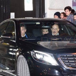 #Festival2017: lo staff di Maria De Filippi chiede di vietare l'accesso ai fotografi nel piazzale dell'Hotel dove alloggia